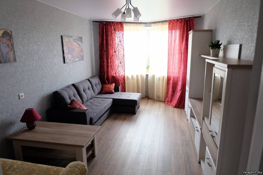2-комнатная квартира, Некрашевича, 12, 1300 рублей: фото 1