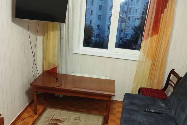 Комната, Притыцкого, за 300 р.