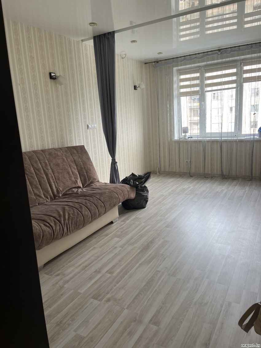 1-комнатная квартира, ул. Казинца, 83, 1200 рублей: фото 1