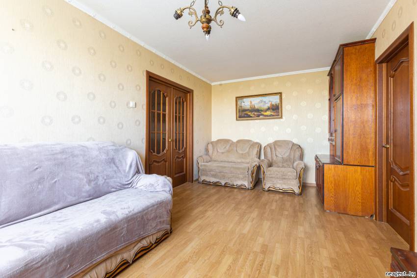 3-комнатная квартира, ул. Сердича, 48, 1614 рублей: фото 1