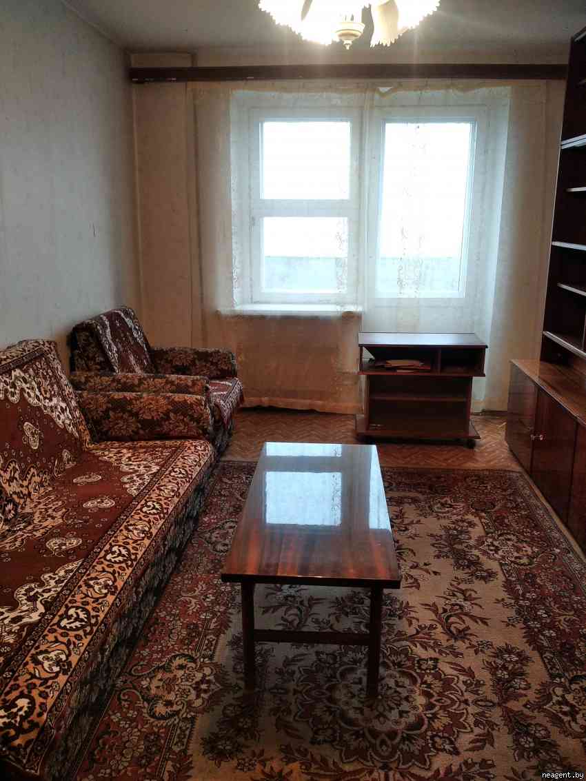 3-комнатная квартира, имени газеты «Правда» просп., 46, 1170 рублей: фото 1