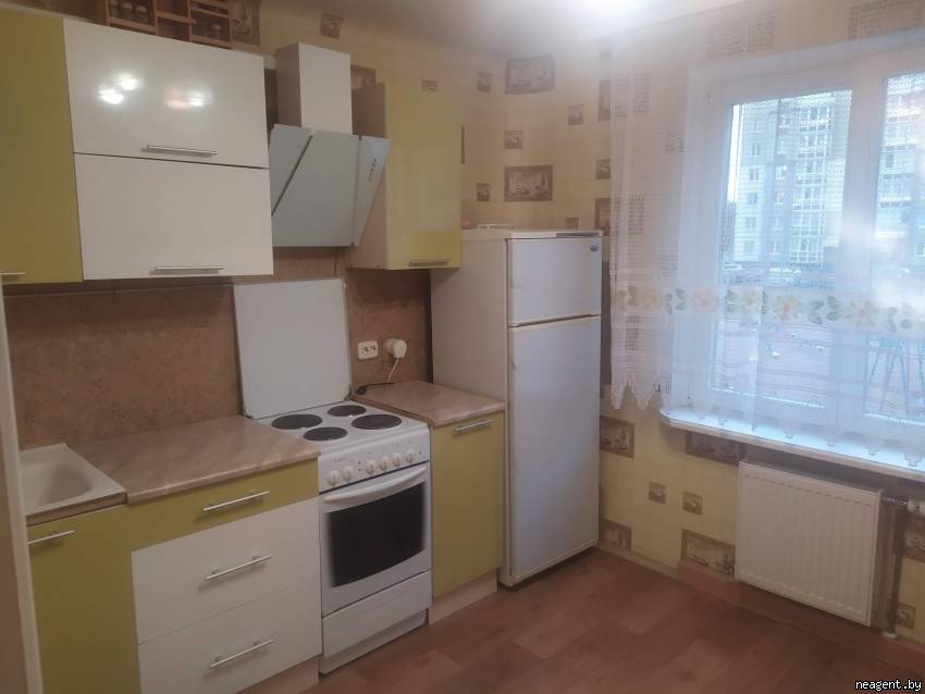 1-комнатная квартира, ул. Каменногорская, 64, 900 рублей: фото 1