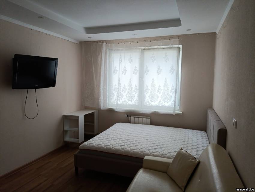 1-комнатная квартира, ул. Александрова, 7, 300 рублей: фото 3
