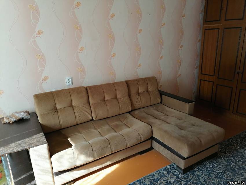 2-комнатная квартира, Молодёжная, 43, 320 рублей: фото 1