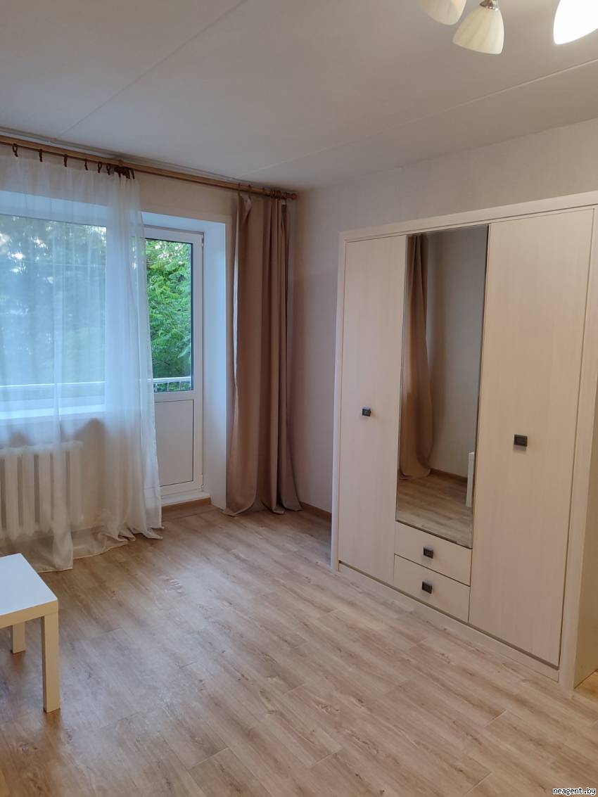 2-комнатная квартира, ул. Веры Хоружей, 5Б, 1358 рублей: фото 1