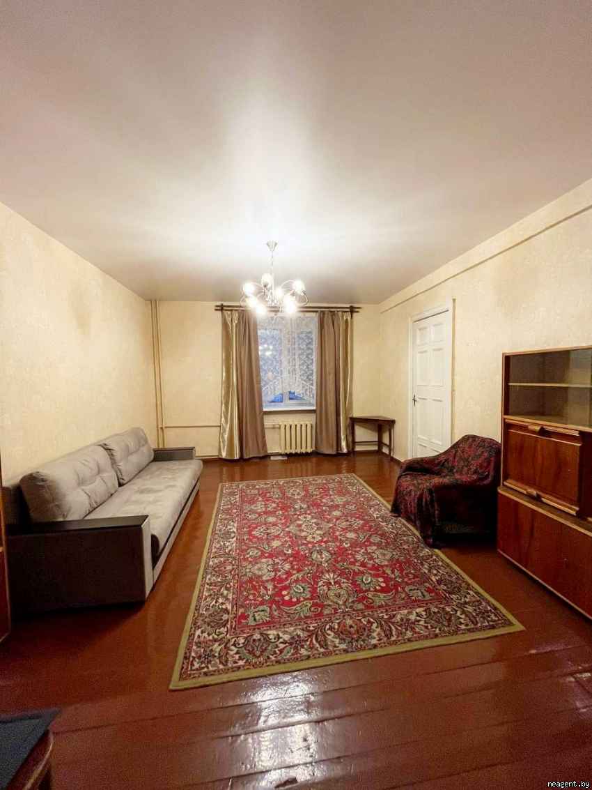3-комнатная квартира, Независимости просп., 19, 1496 рублей: фото 1