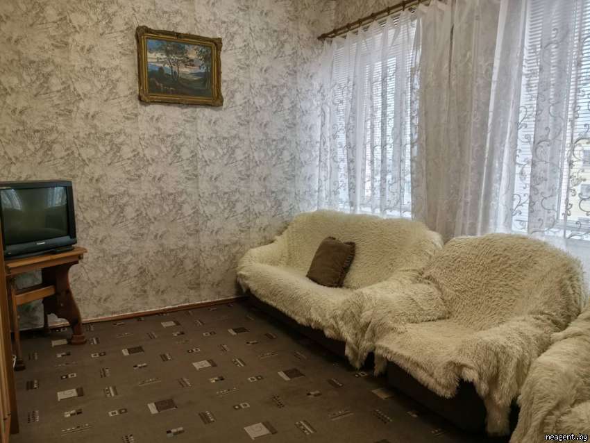 1-комнатная квартира, ул. Московская, 10, 900 рублей: фото 1