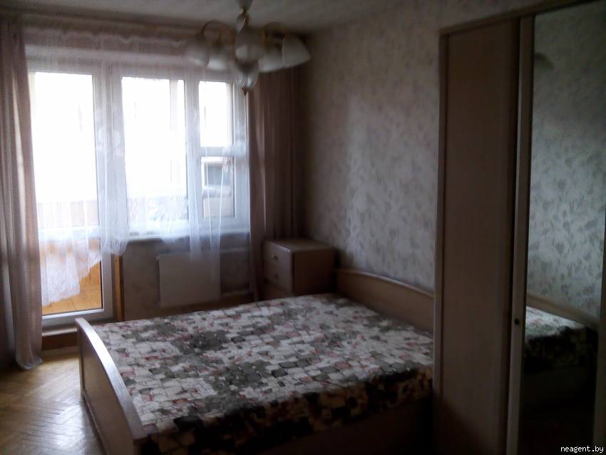 3-комнатная квартира, ул. Жуковского, 17, 1358 рублей: фото 2