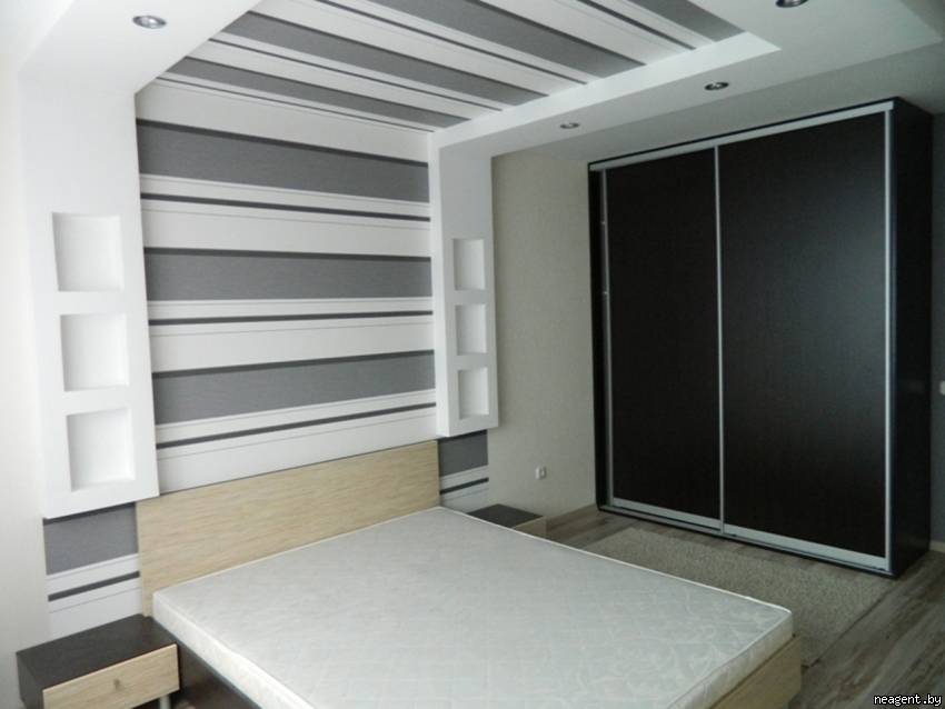 3-комнатная квартира, ул. Леонида Беды, 39, 1945 рублей: фото 1