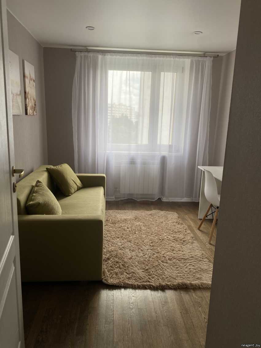 3-комнатная квартира, Заславская, 31, 2840 рублей: фото 1