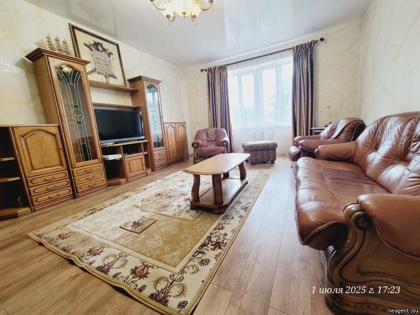 2-комнатная квартира, Независимости просп., 85/B, 2093 рублей: фото 1