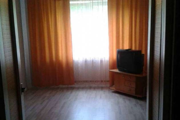 2-комнатная квартира, Барановичи, Наконечникова, за 448 р.
