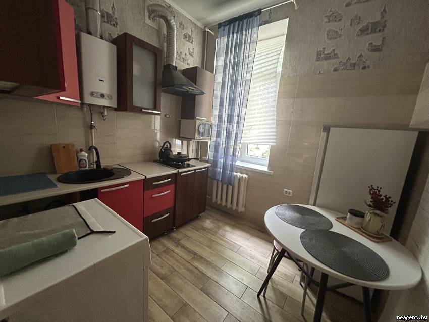 1-комнатная квартира, Маяковского, 47, 95 рублей: фото 1