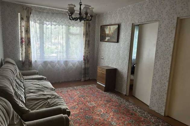 3-комнатная квартира, Васнецова ул., за 1000 р.