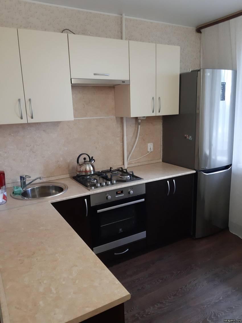 1-комнатная квартира, Дружбы, 31/В, 370 рублей: фото 1