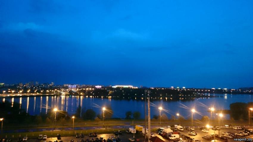 2-комнатная квартира, ул. Малинина, 4, 1280 рублей: фото 1
