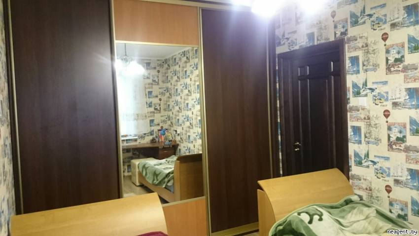 2-комнатная квартира, ул. Малинина, 4, 1280 рублей: фото 2