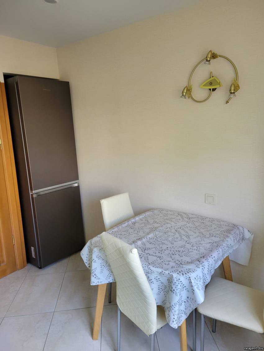 3-комнатная квартира, ул. Лучины, 24, 1800 рублей: фото 4