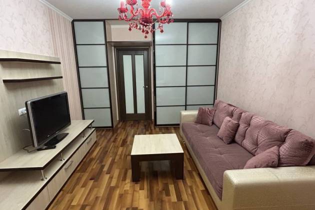 2-комнатная квартира, р-н ул. Яна Чечота: Наполеона Орды ул., за 1789 р.