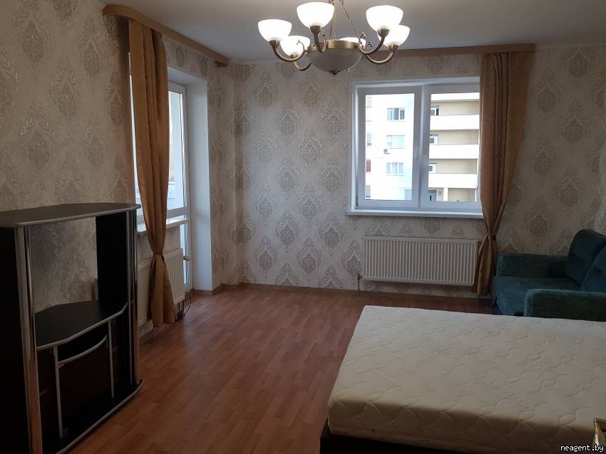 1-комнатная квартира, ул. Есенина, 42/-, 1200 рублей: фото 2