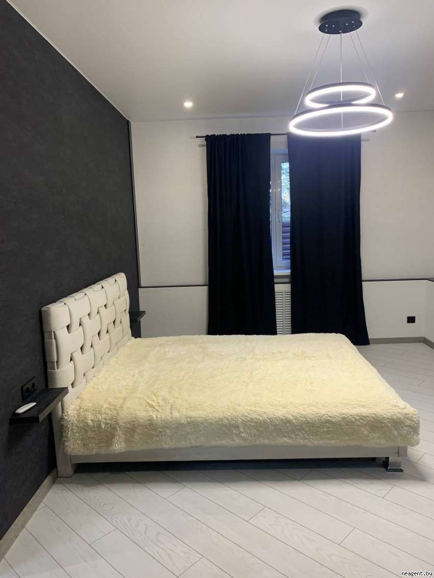 3-комнатная квартира, Путепроводный 8-й пер., 15, 1800 рублей: фото 1