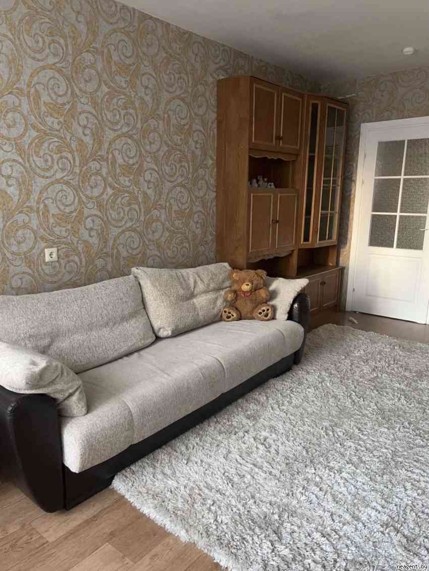 3-комнатная квартира, ул. Некрашевича, 10, 1350 рублей: фото 1