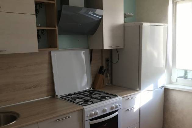 2-комнатная квартира, Независимости просп., за 1350 р.