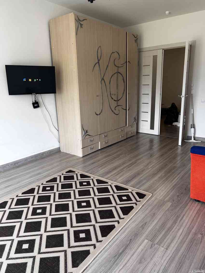 2-комнатная квартира, Академика Карского, 23, 1480 рублей: фото 1