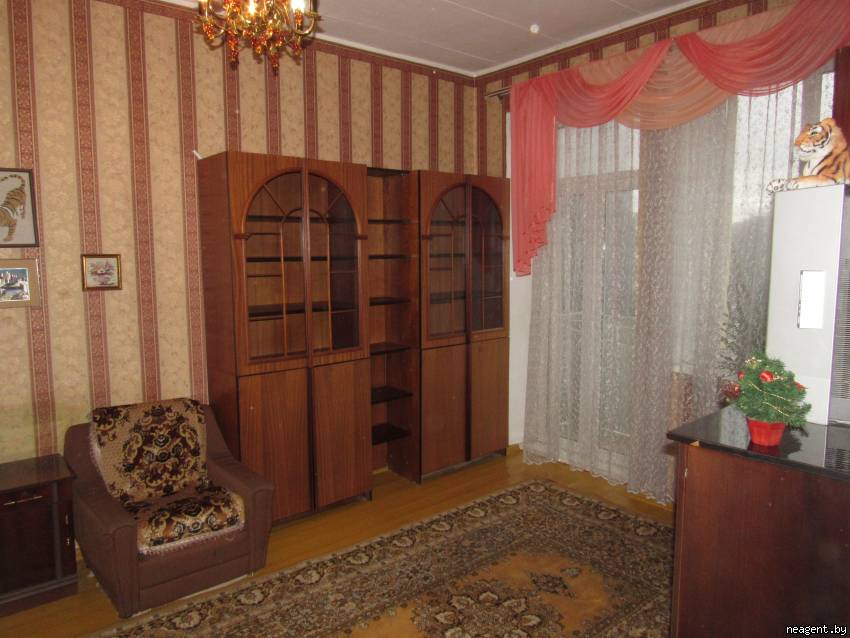 1-комнатная квартира, ул. Якуба Коласа, 6, 600 рублей: фото 2