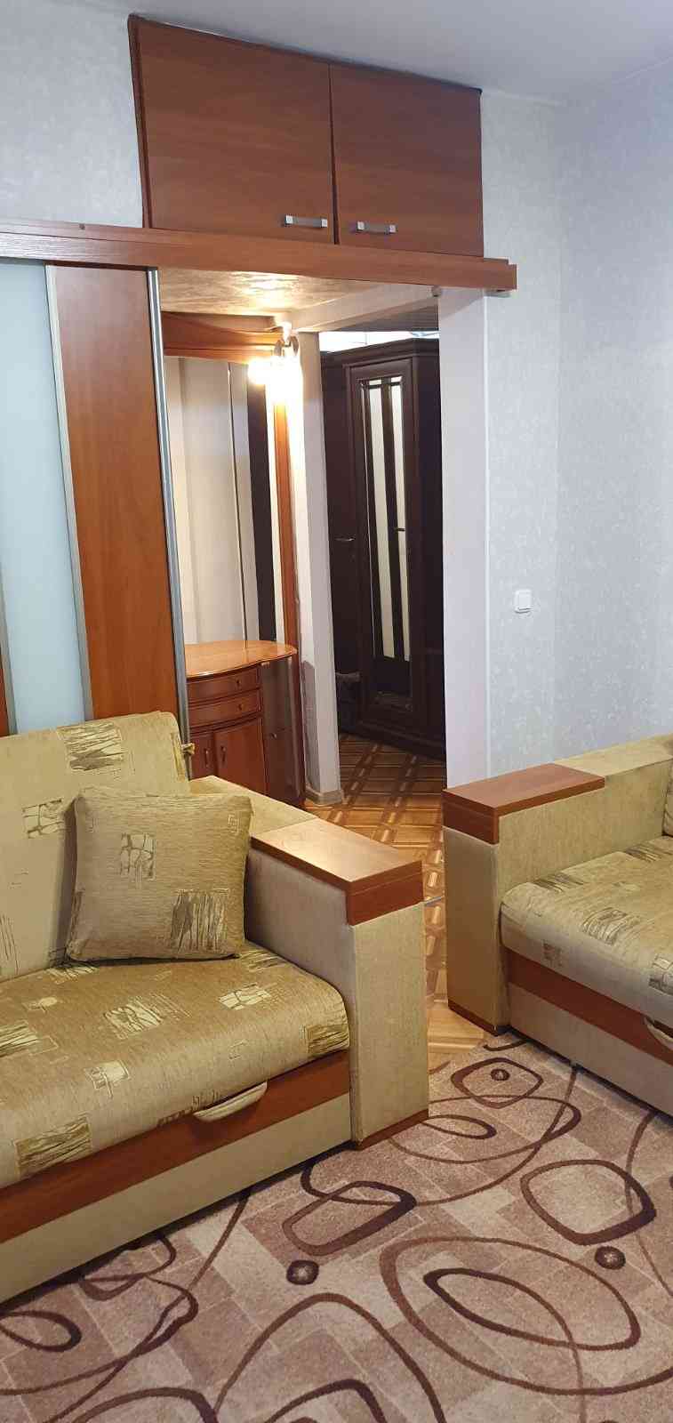 2-комнатная квартира, ул. Ангарская, 5/2, 1339 рублей: фото 1