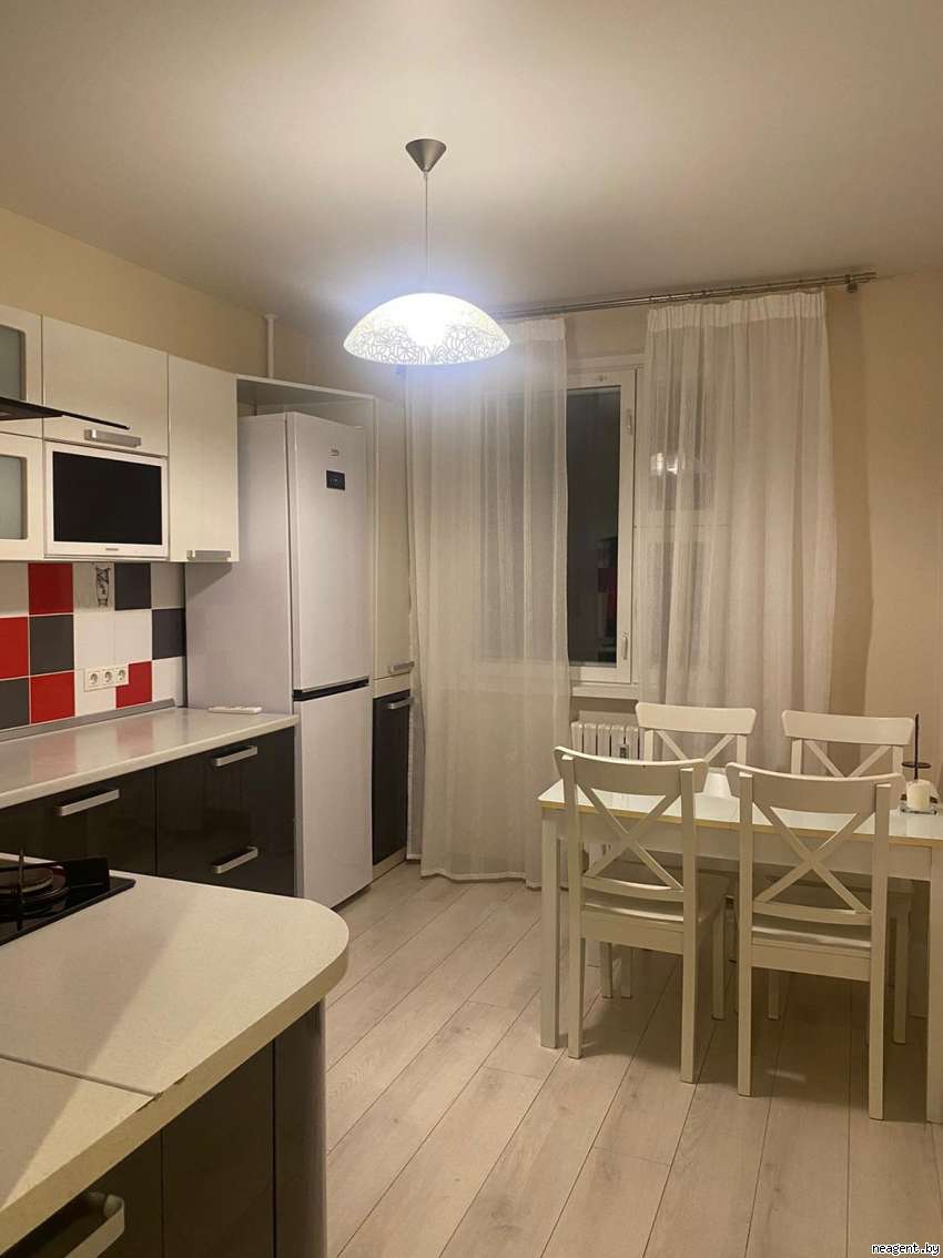 2-комнатная квартира, ул. Гурского, 28, 1488 рублей: фото 1
