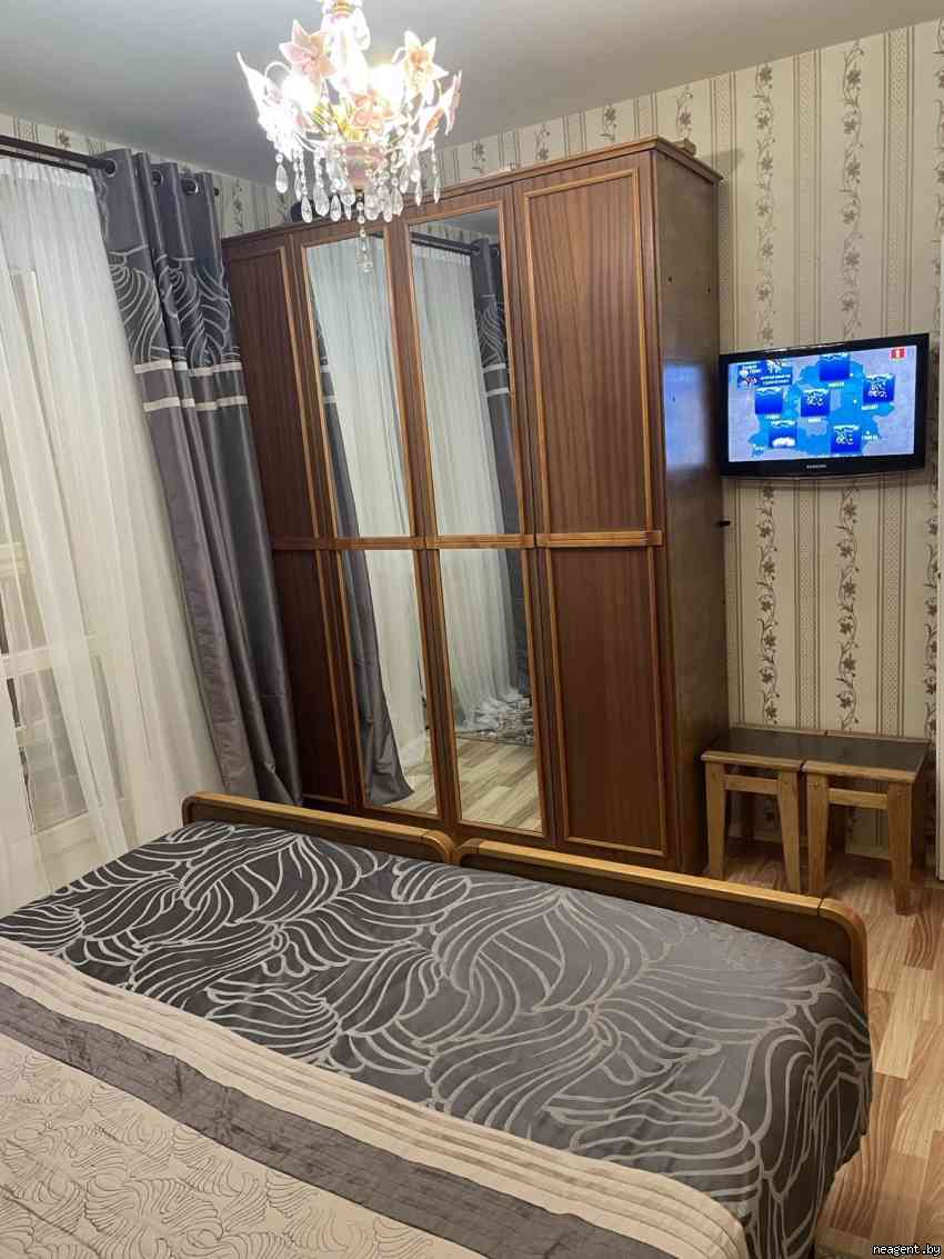 2-комнатная квартира, Скрипникова, 10, 1426 рублей: фото 1