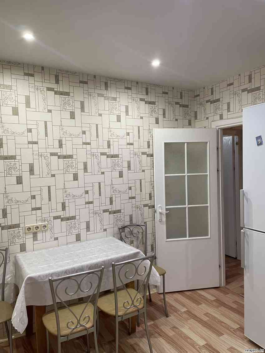 2-комнатная квартира, Скрипникова, 10, 1426 рублей: фото 7