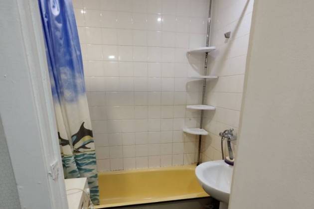 1-комнатная квартира, улица Водолажского, за 250 р.