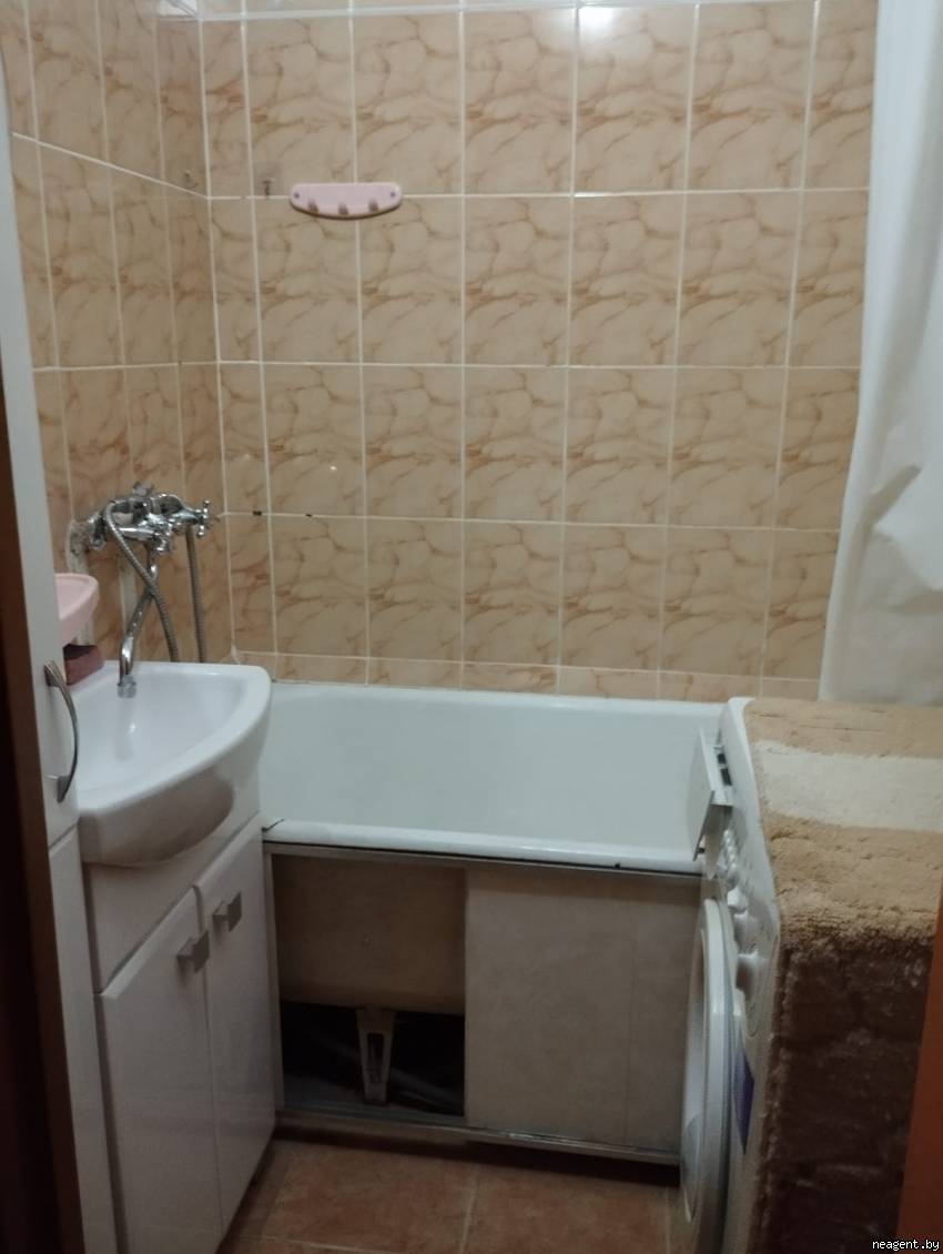 2-комнатная квартира, ул. Асаналиева, 22/1, 1049 рублей: фото 3