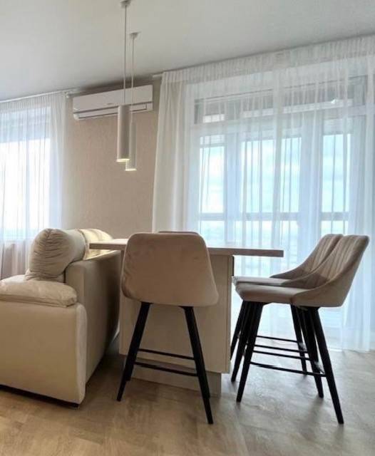 2-комнатная квартира, Победителей просп., 135/Б, 725136 рублей: фото 1