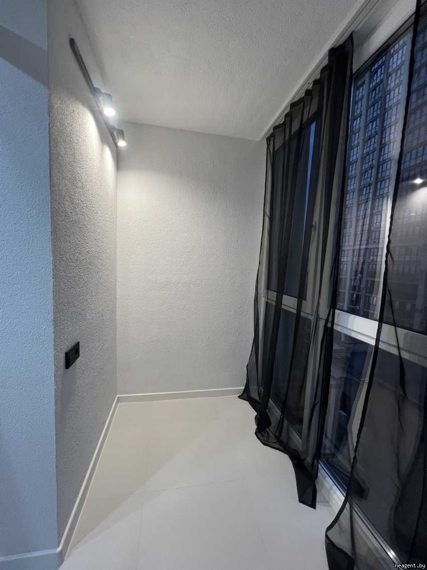3-комнатная квартира, Макаенка, 12Л, 2927 рублей: фото 2