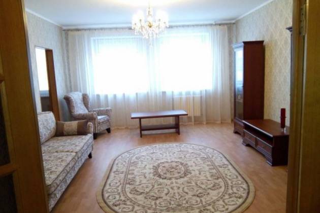 3-комнатная квартира, Захарова ул., за 2100 р.