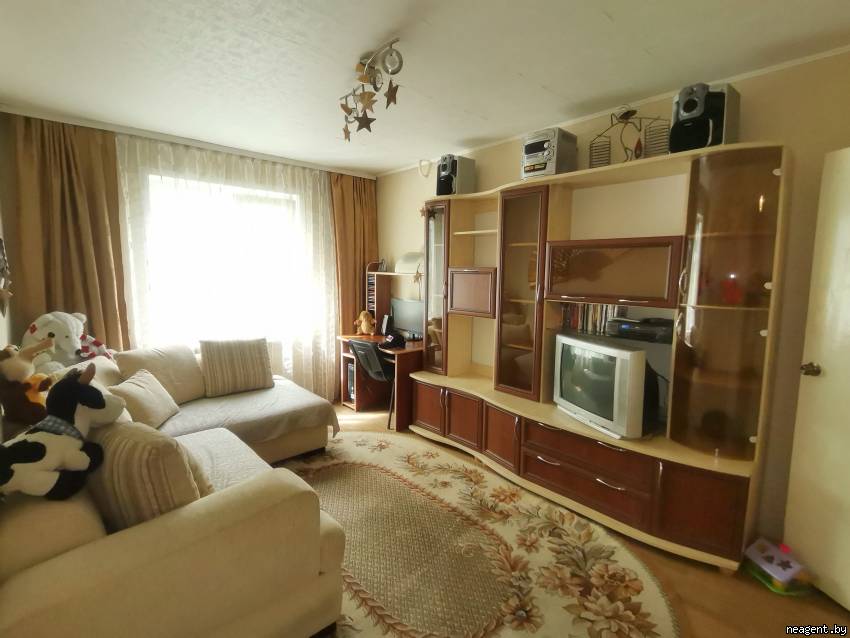 2-комнатная квартира, ул. Нестерова, 61, 300 рублей: фото 1