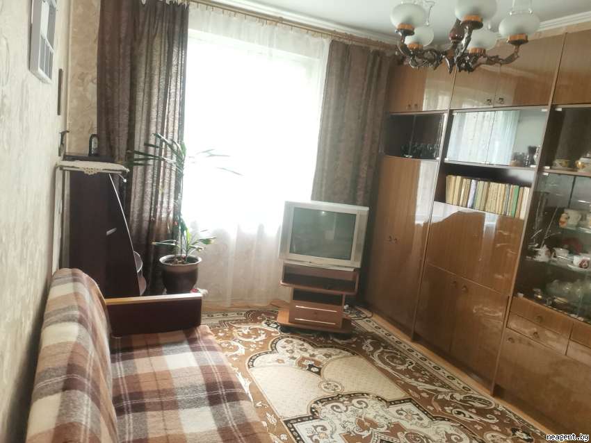 2-комнатная квартира, ул. Нестерова, 61, 300 рублей: фото 3