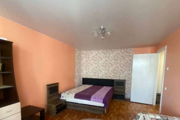 Квартира, Неманская ул., за 65 р.