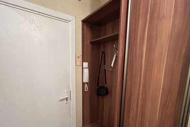 1-комнатная квартира, Лесной, Александрова ул., за 855 р.