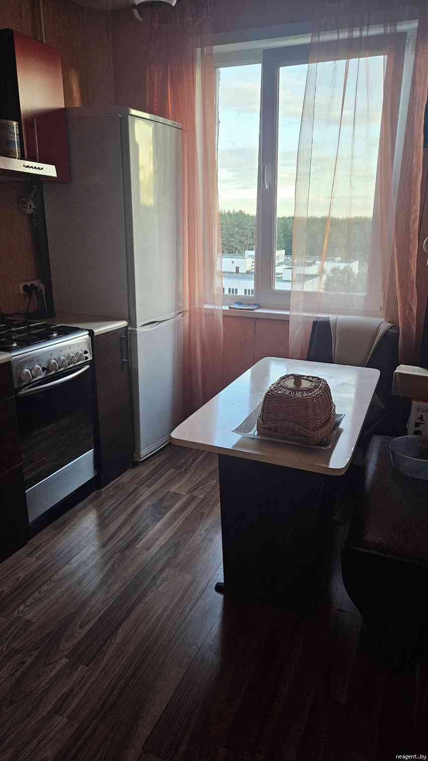 2-комнатная квартира, ул. Нестерова, 82, 1300 рублей: фото 1