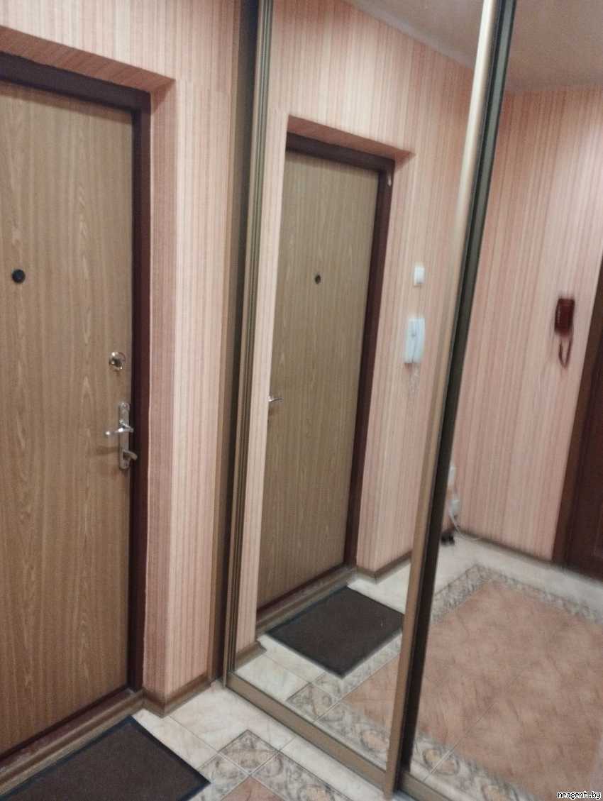 1-комнатная квартира, ул. Мирошниченко, 49, 1104 рублей: фото 1