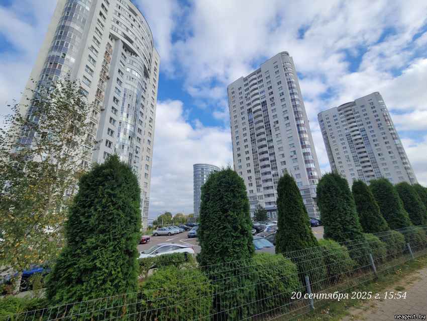 3-комнатная квартира, ул. Мястровская, 8, 2238 рублей: фото 1