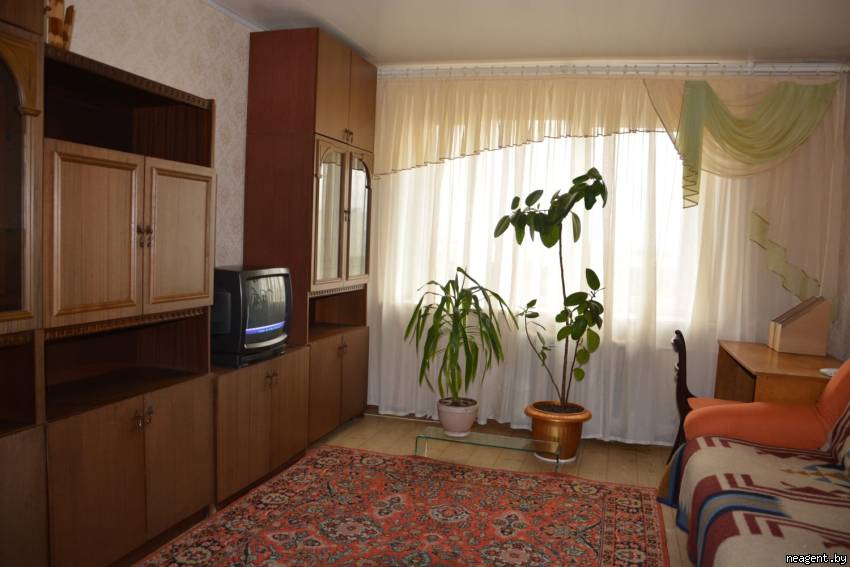 2-комнатная квартира, ул. Маяковского, 24, 1650 рублей: фото 2