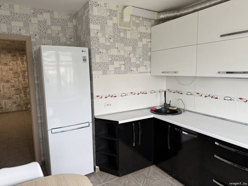 2-комнатная квартира, Школьная, 16, 1500 рублей: фото 4