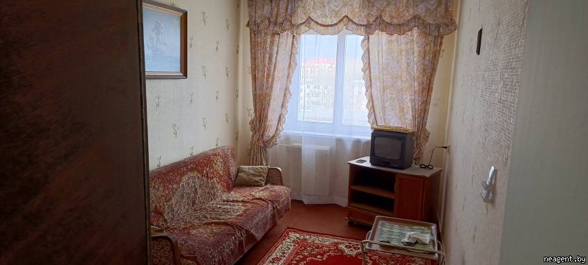 2-комнатная квартира, ул. Васнецова, 2, 1200 рублей: фото 2