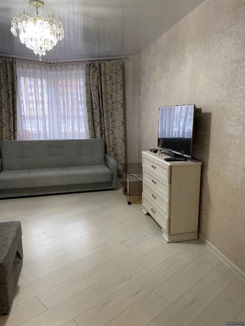 2-комнатная квартира, Мира, 4, 70 рублей: фото 1