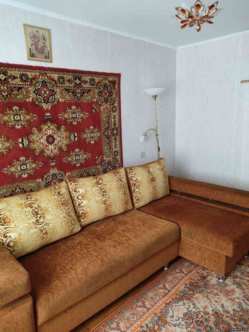 2-комнатная квартира, ул. Чкалова, 9/2, 1343 рублей: фото 1